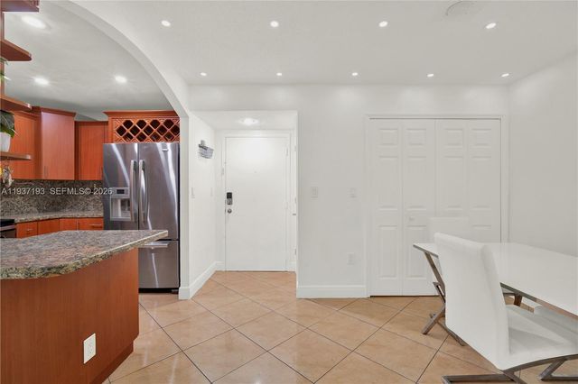 5665 W 20th Avenue 415, Hialeah, FL 33012