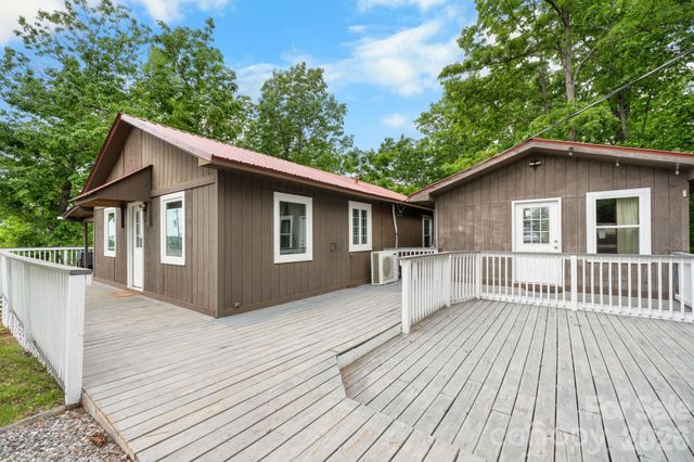 7042 Martin Lane, Morganton, NC 28655