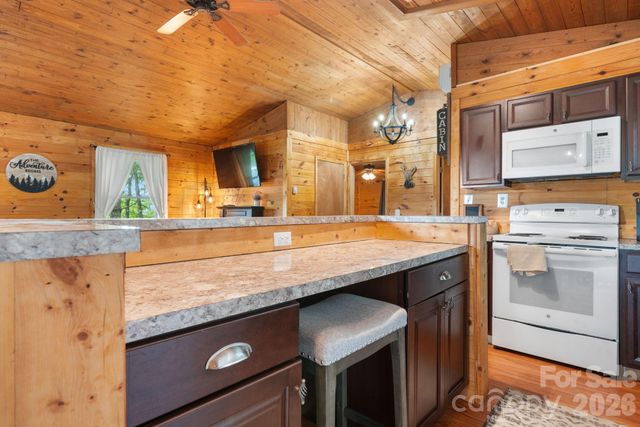 7042 Martin Lane, Morganton, NC 28655