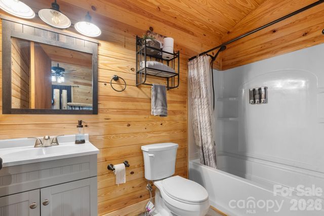 7042 Martin Lane, Morganton, NC 28655