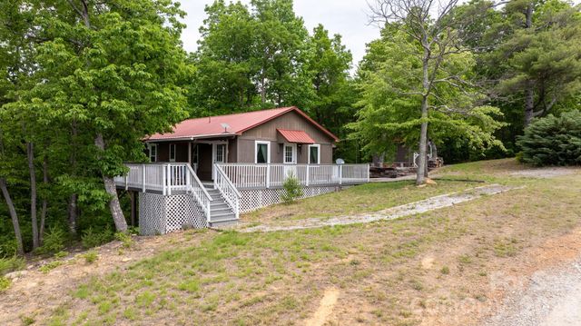 7042 Martin Lane, Morganton, NC 28655