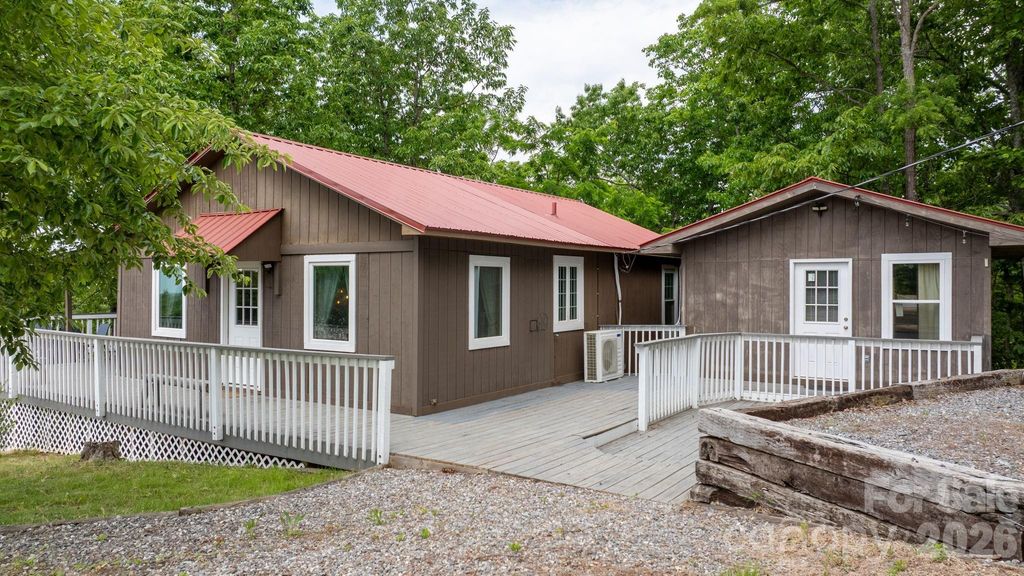 7042 Martin Lane, Morganton, NC 28655