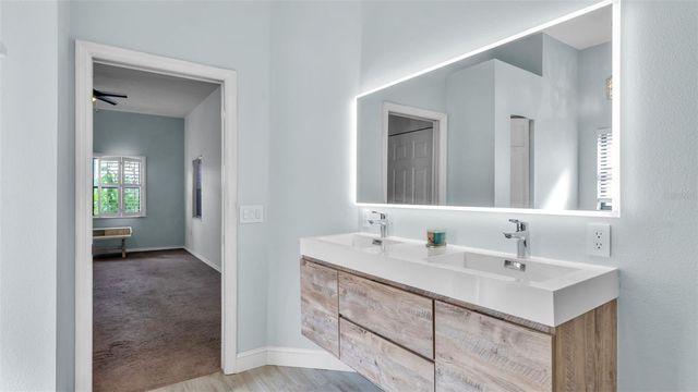 6064 CONDOR DRIVE, Lakeland, FL 33809