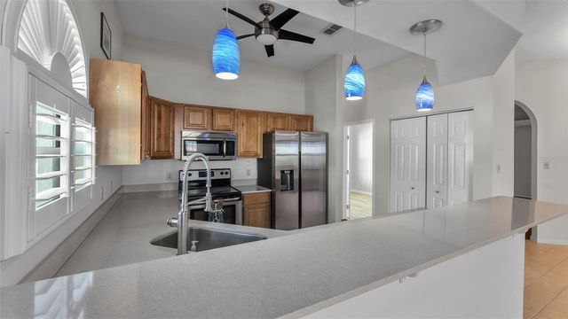 6064 CONDOR DRIVE, Lakeland, FL 33809