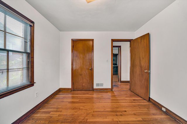 919 LOGAN ST, Salem, VA 24153