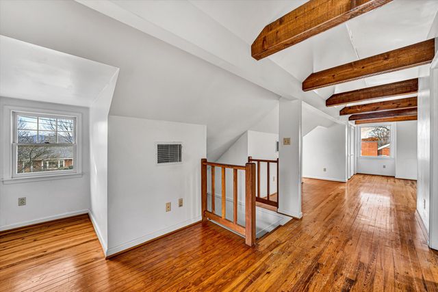 919 LOGAN ST, Salem, VA 24153
