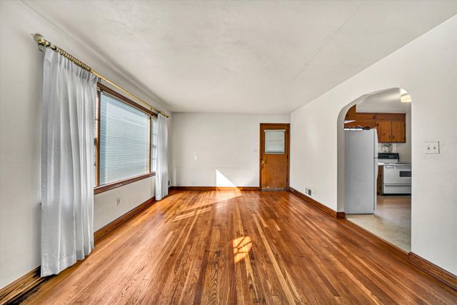 919 LOGAN ST, Salem, VA 24153