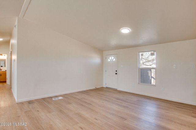 14303 W Rolina Lane, Tucson, AZ 85736