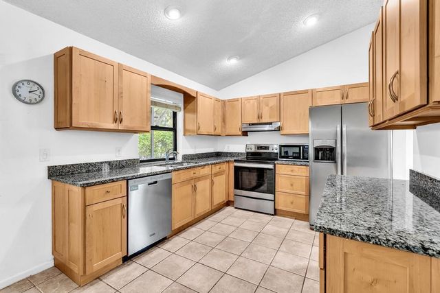 425 Shadow Wood Lane, Coral Springs, FL 33071