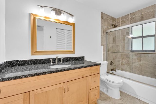 425 Shadow Wood Lane, Coral Springs, FL 33071