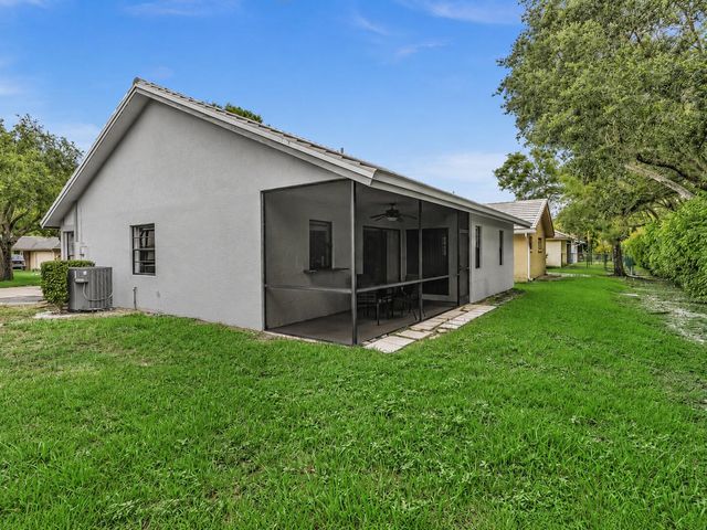 425 Shadow Wood Lane, Coral Springs, FL 33071