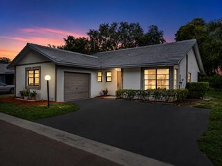 425 Shadow Wood Lane, Coral Springs, FL 33071