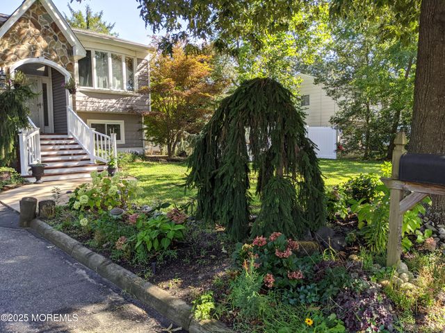 23 Layton Avenue, Pine Beach, NJ 08741