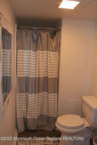 23 Layton Avenue, Pine Beach, NJ 08741