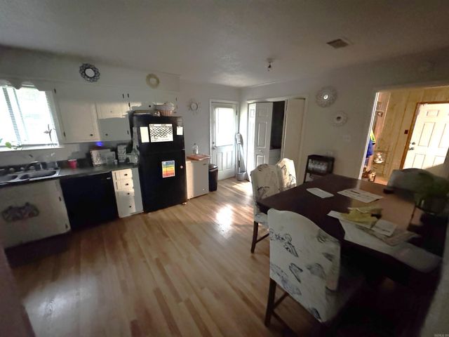 1009 Towering Oaks Dr, Jacksonville, AR 72076