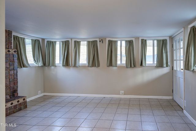 168 Sycamore Drive, Jonesborough, TN 37659