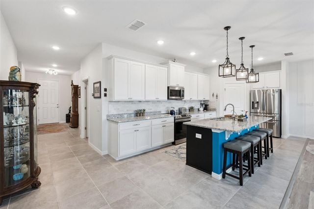 1178 STRATTON AVENUE, Groveland, FL 34736