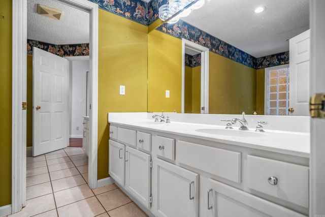 512 BEACHVIEW, Hot Springs National Park, AR 71913