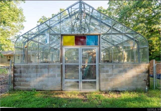 512 BEACHVIEW, Hot Springs National Park, AR 71913