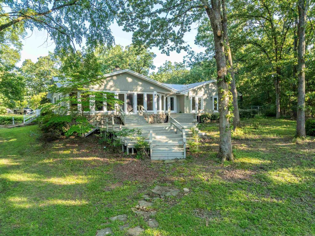512 BEACHVIEW, Hot Springs National Park, AR 71913