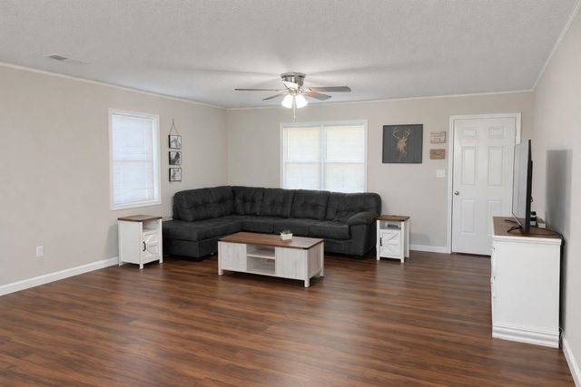 78 LAKEVIEW DR, Ripley, TN 38063