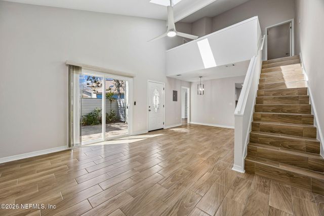 2102 CHALLENGER Court E 2102, Atlantic Beach, FL 32233