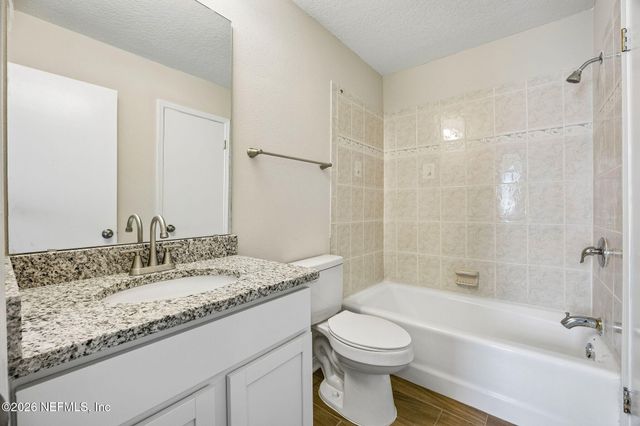 2102 CHALLENGER Court E 2102, Atlantic Beach, FL 32233