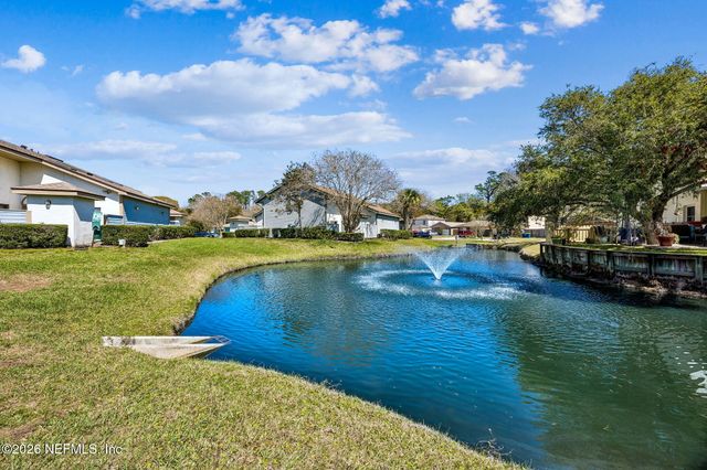 2102 CHALLENGER Court E 2102, Atlantic Beach, FL 32233