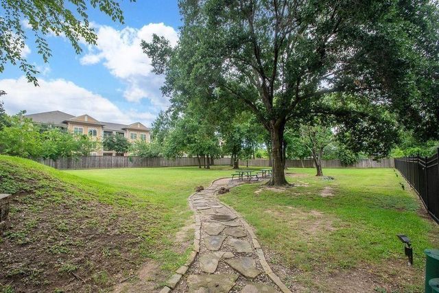1807 Stacy Crest, Houston, TX 77008
