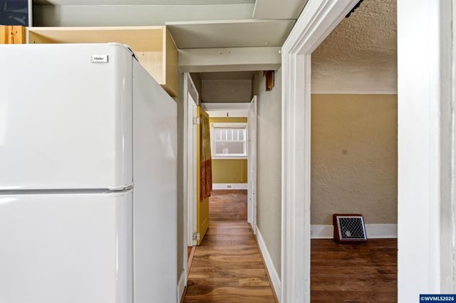 480 21st St SE, Salem, OR 97317