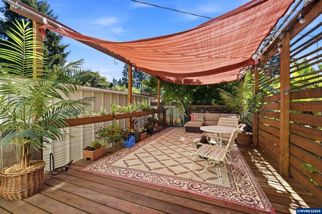 480 21st St SE, Salem, OR 97317