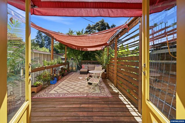 480 21st St SE, Salem, OR 97317