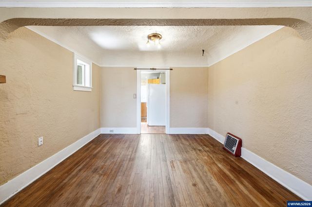 480 21st St SE, Salem, OR 97317