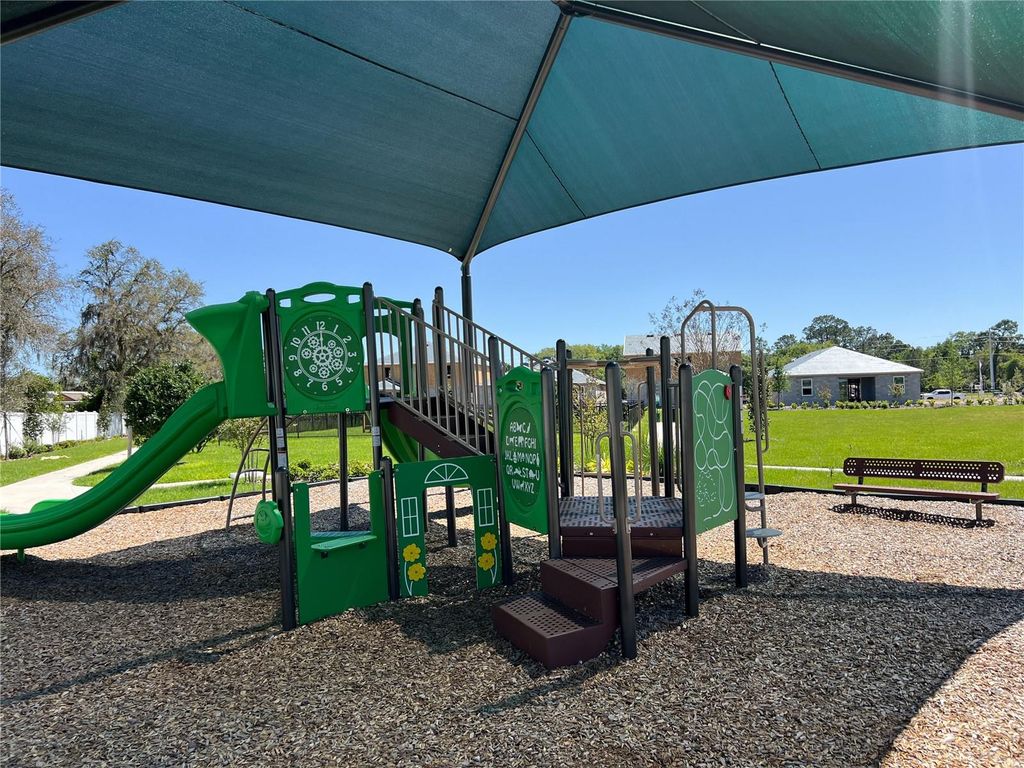 Image 14 of property listing at 5826 ALI GRACE DRIVE, St Cloud, FL 34771