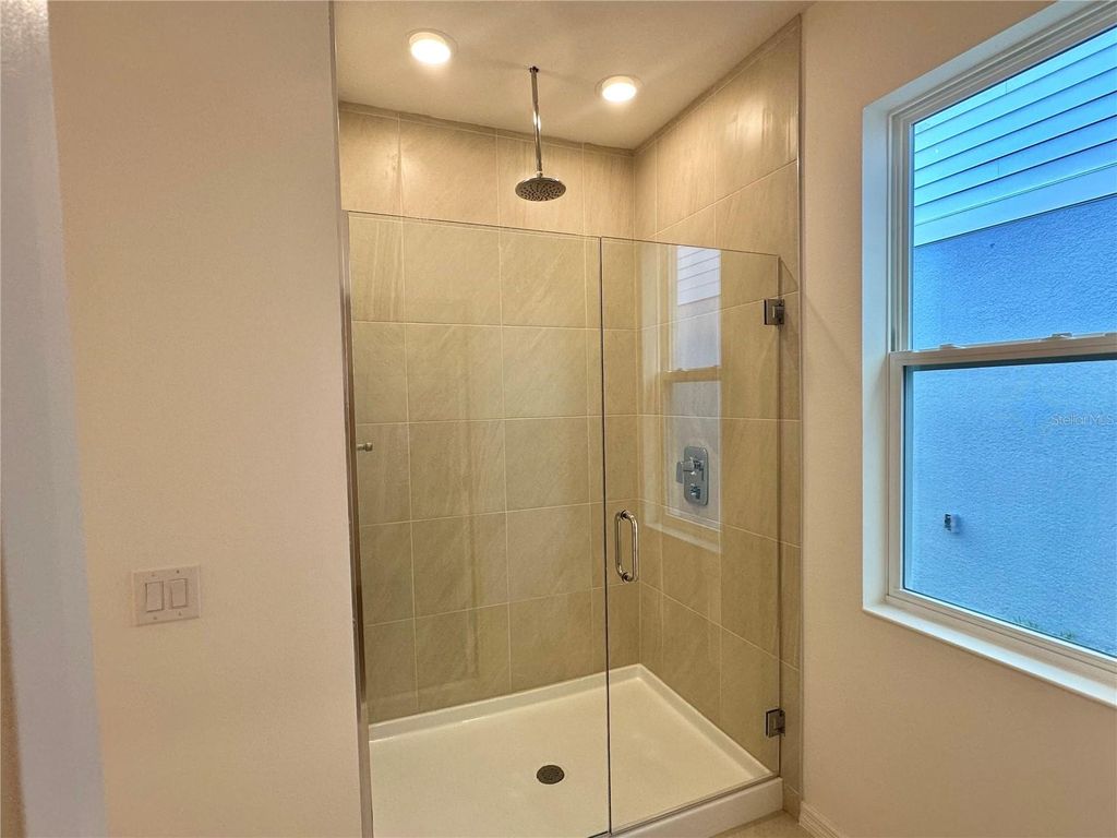 Image 7 of property listing at 5826 ALI GRACE DRIVE, St Cloud, FL 34771