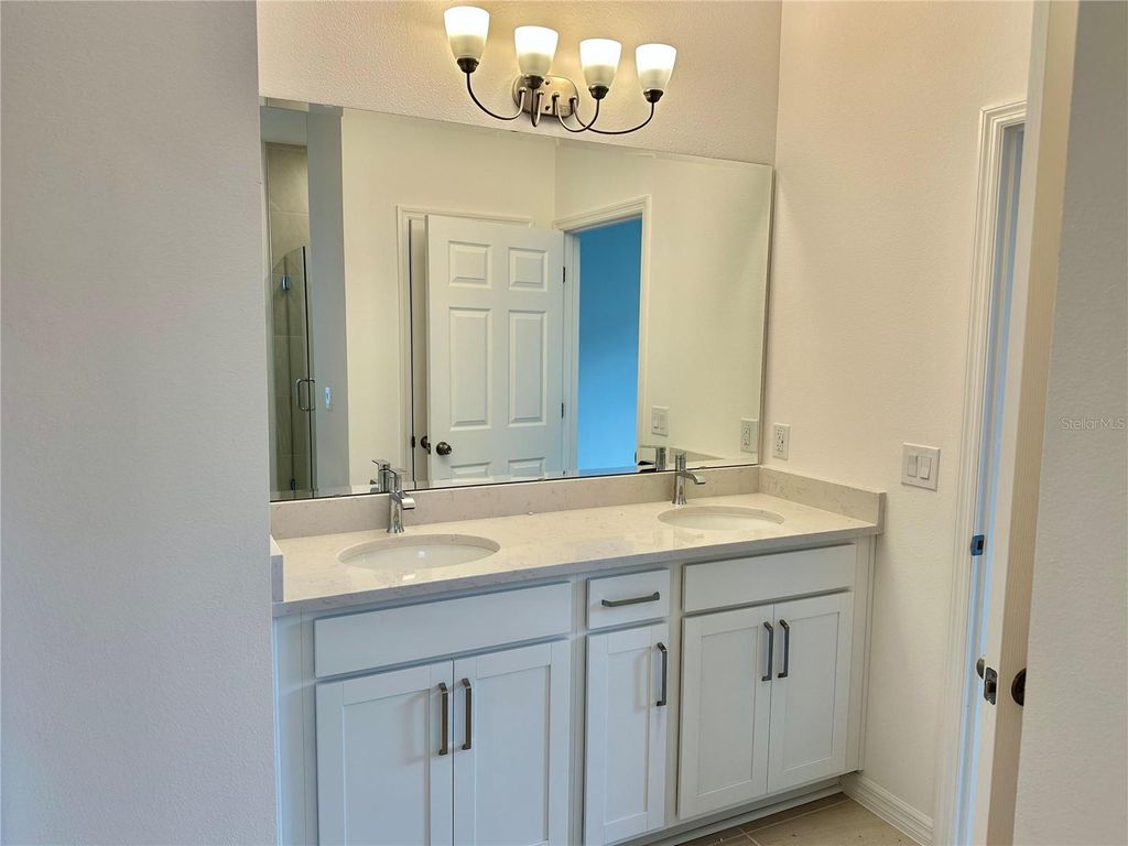 Image 8 of property listing at 5826 ALI GRACE DRIVE, St Cloud, FL 34771