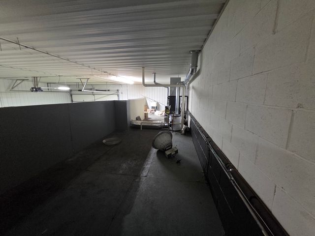 21757 S Center Avenue, New Lenox, IL 60451