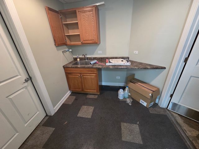 21757 S Center Avenue, New Lenox, IL 60451