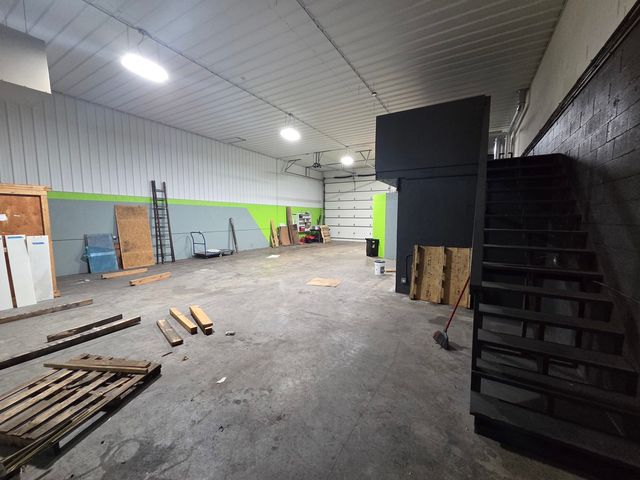 21757 S Center Avenue, New Lenox, IL 60451