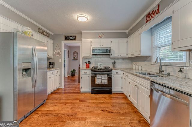 32 Devonshire Drive SE, Rome, GA 30161