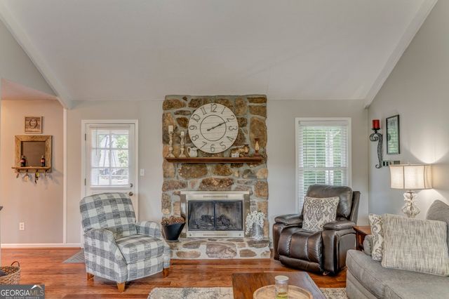 32 Devonshire Drive SE, Rome, GA 30161