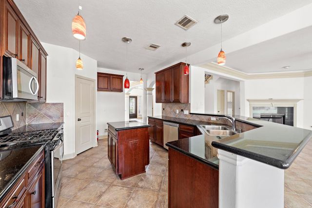 14226 Ashmore Reef Court, Sugar Land, TX 77498