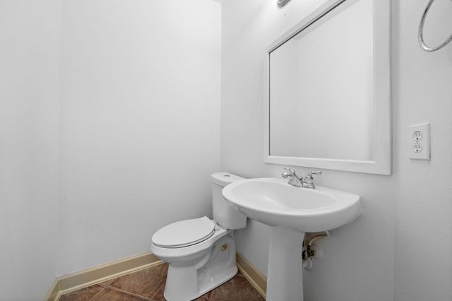 14226 Ashmore Reef Court, Sugar Land, TX 77498