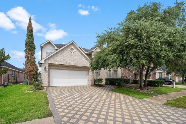 14226 Ashmore Reef Court, Sugar Land, TX 77498