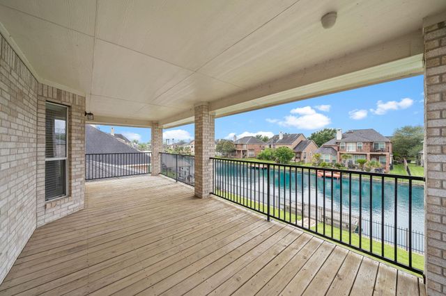 14226 Ashmore Reef Court, Sugar Land, TX 77498