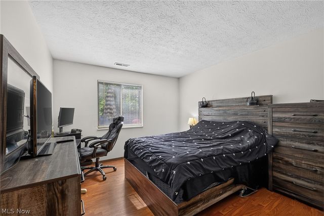 7060 Bristlewood Drive 3-D, Concord Twp, OH 44077