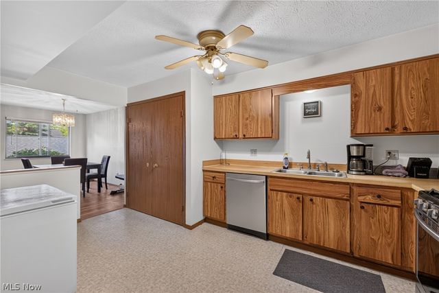 7060 Bristlewood Drive 3-D, Concord Twp, OH 44077