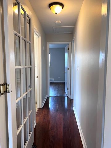 417 Berkshire Drive 36, Crystal Lake, IL 60014