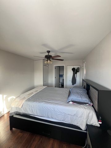 417 Berkshire Drive 36, Crystal Lake, IL 60014