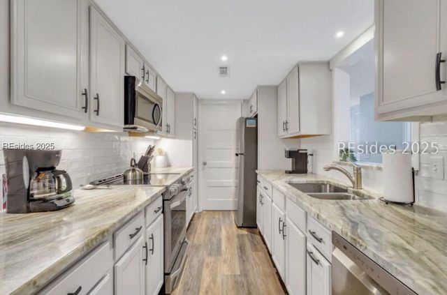 13 Sailmaster Common 13, Hilton Head Island, SC 29928